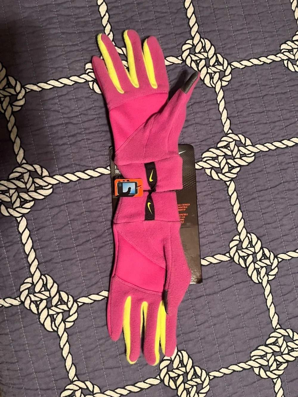 Nike running gloves